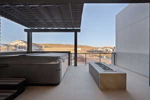 *Photo of a similar unit