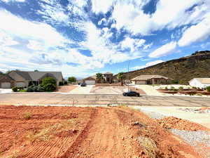 View of yard featuring a residential view
