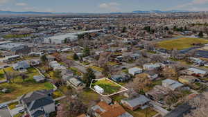 View of walking distance to local grocery store, gym, and dining options.