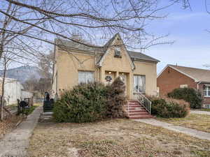 Front of 4-Plex showing showing the rear entrance to upstairs 1 bedroom unit #31