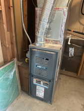 Utilities featuring heating unit