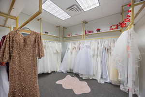 Miscellaneous room featuring a drop ceiling