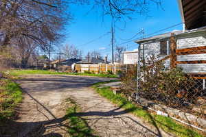 View of yard with a residential view