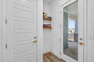 Entryway to backyard covered patio