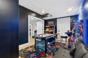 Game room with recessed lighting