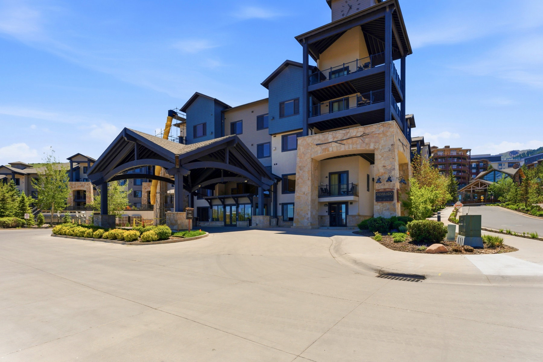Outdoor building