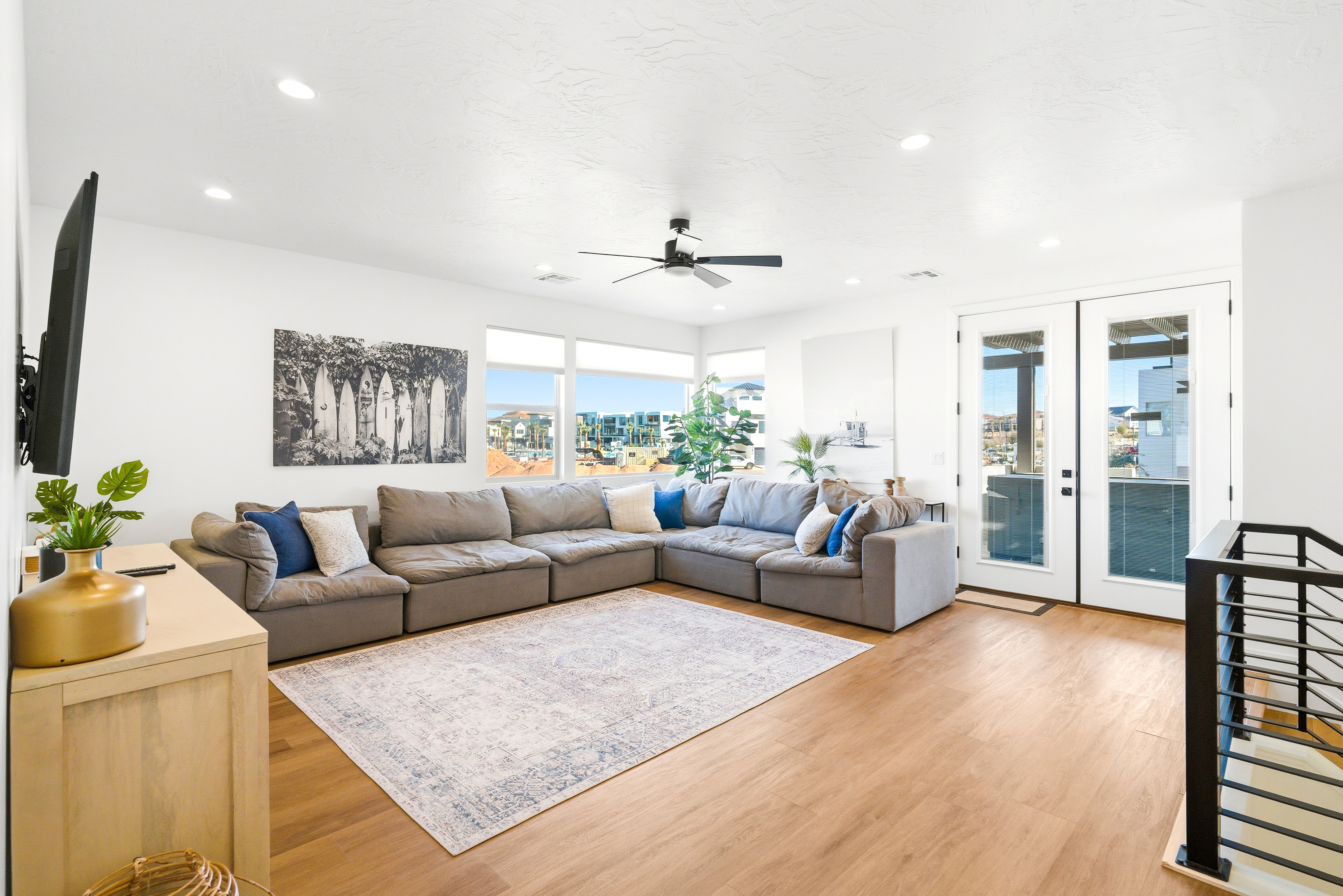Family room area adjacent to upper patio