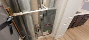 Utility room with heating unit