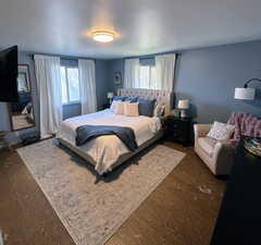 Second bedroom on main level with lots of light and view of the mountains