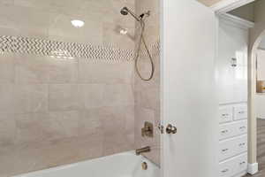 Full bath with shower / bathtub combination