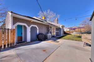 Rear view including solor panels on the roof
