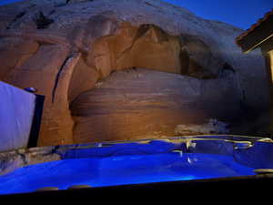 Exterior view of a jacuzzi