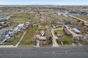 Aerial view of property and surrounding area