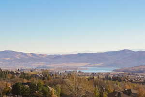 Direct Massive View of Pineview