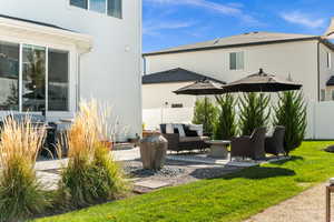 View of patio / terrace featuring an outdoor hangout area