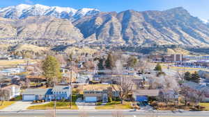 View of mountain backdrop with nearby  Edgemont Community