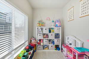 Game room featuring carpet