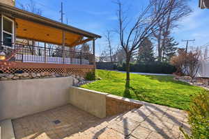 View of patio / terrace featuring a wooden deck