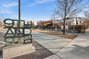 View of home's community