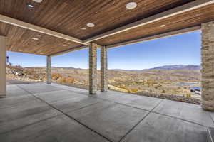 View of patio / terrace featuring a mountain view