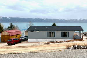 Side view with lake backdrop.