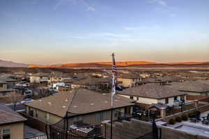 City view featuring nearby suburban area and a mountain backdrop