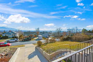 View of yard featuring a residential view
