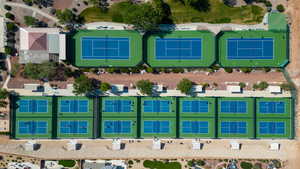 Multiple Pickleball and Tennis Courts