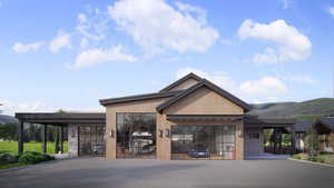 Detached Garage/Barn