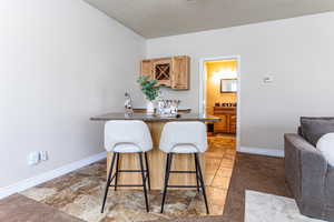 Wet Bar dining and bath