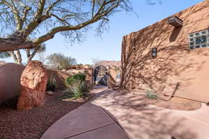 View of yard featuring a gate