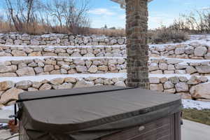 Exterior view of a jacuzzi