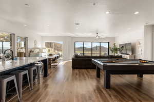 Kitchen/Family room perfect for entertaining