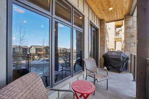 Balcony featuring grilling area