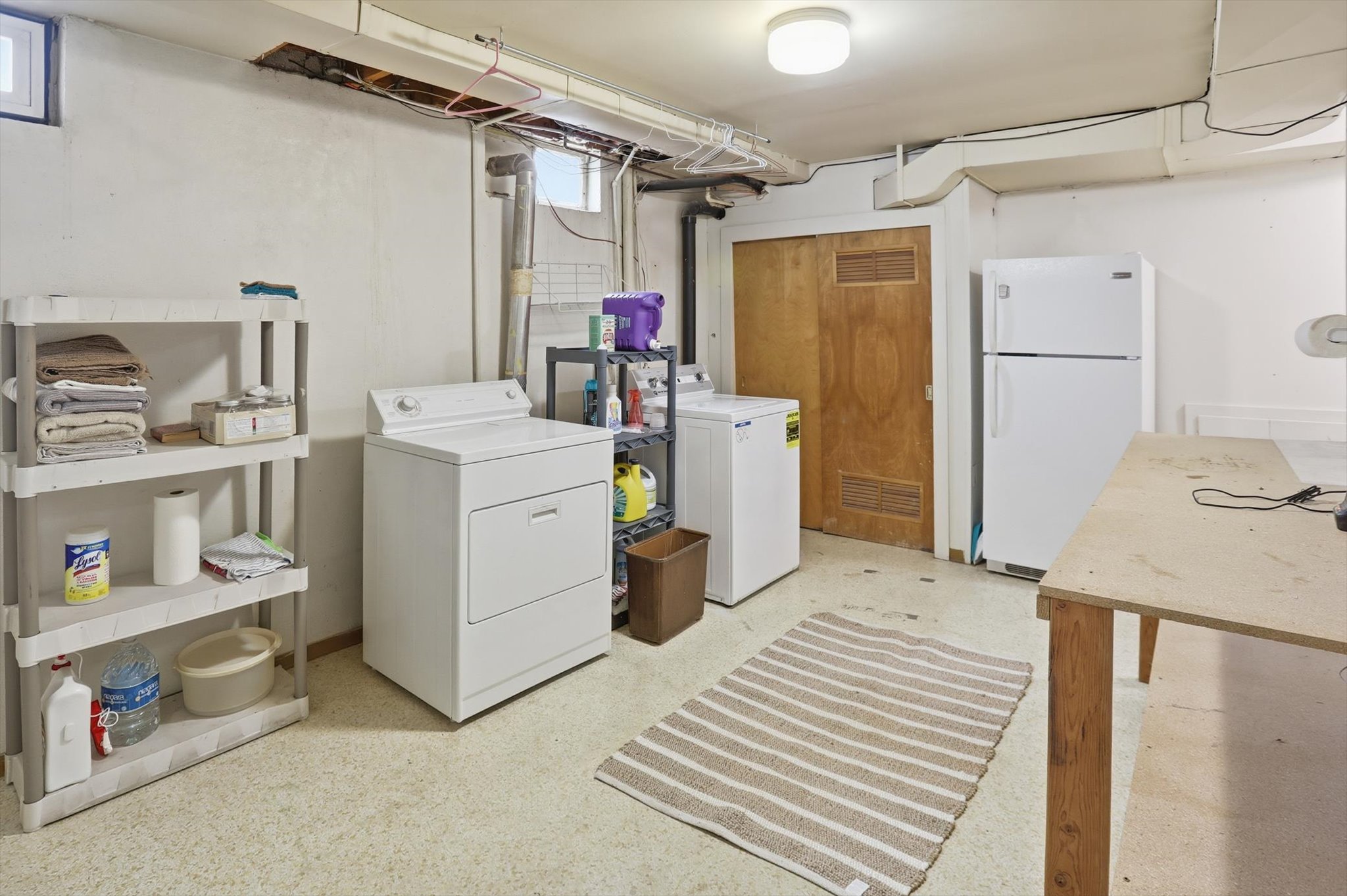 Washroom with washer and dryer