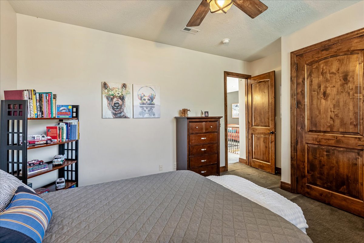 —perfect for family, guests, or a private retreat.