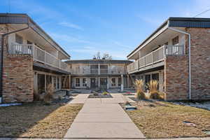 Surrounding community with a balcony