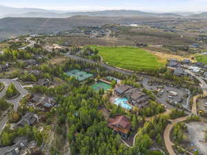 Aerial view of some of the club amenities that are close to the property