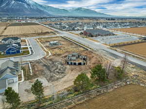 Bird's eye view of a mountainous background