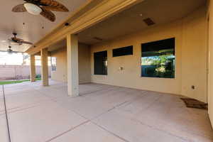 View of patio / terrace with a ceiling fan