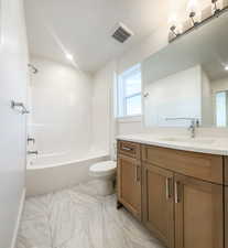 Upstairs Secondary Bathroom