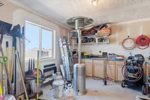 Storage area with heating unit