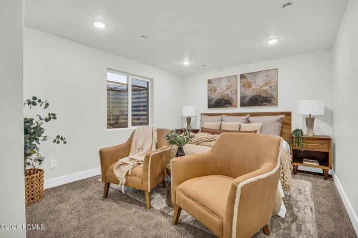 ADU Apartment: Interior photos are of a different home, but are the same model.