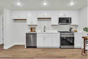 ADU Apartment: Interior photos are of a different home, but are the same model.