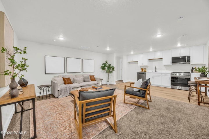 ADU Apartment: Interior photos are of a different home, but are the same model.
