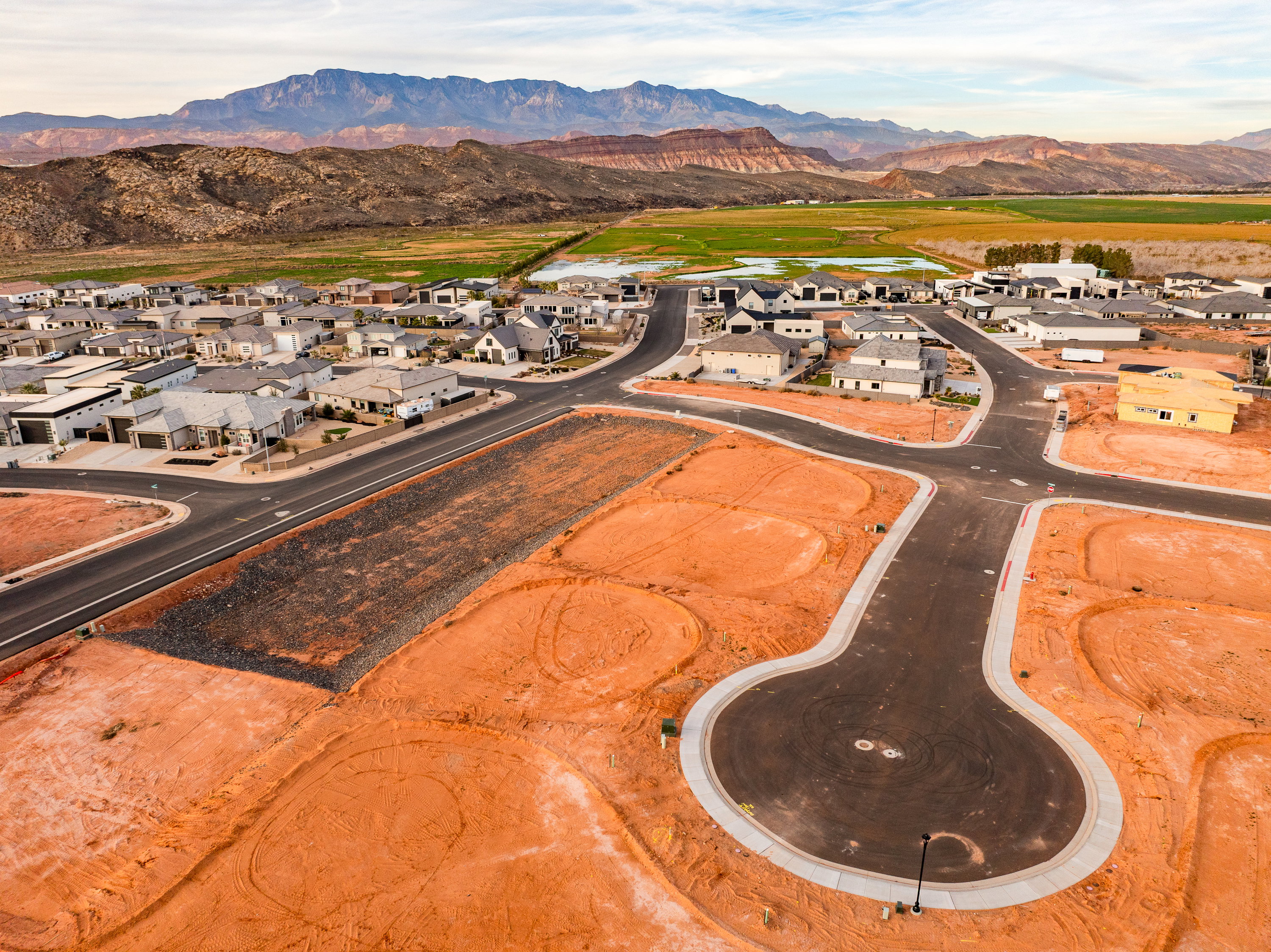 Aerial perspective of suburban area with mountains