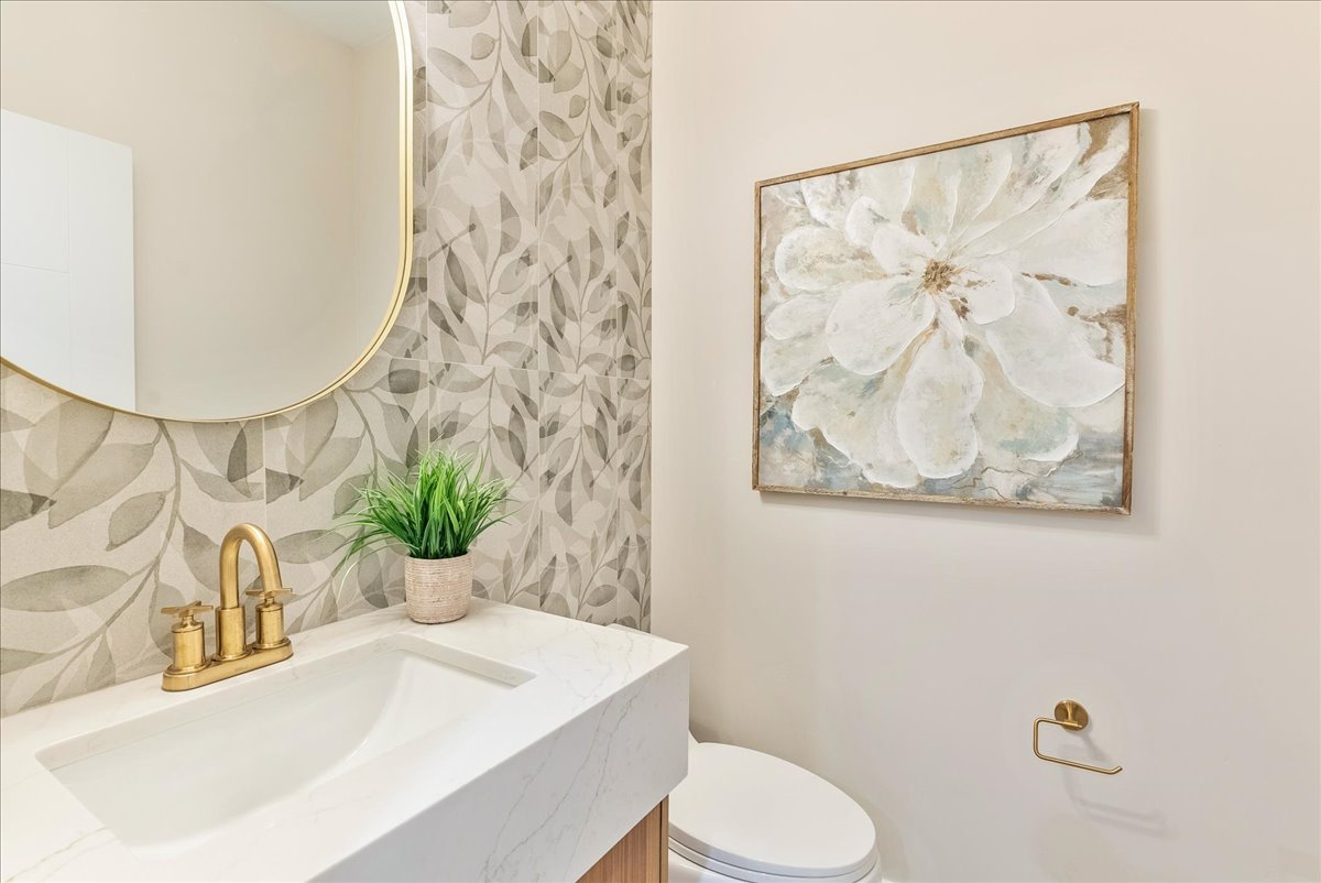 Beautiful half bathroom near the main living room.