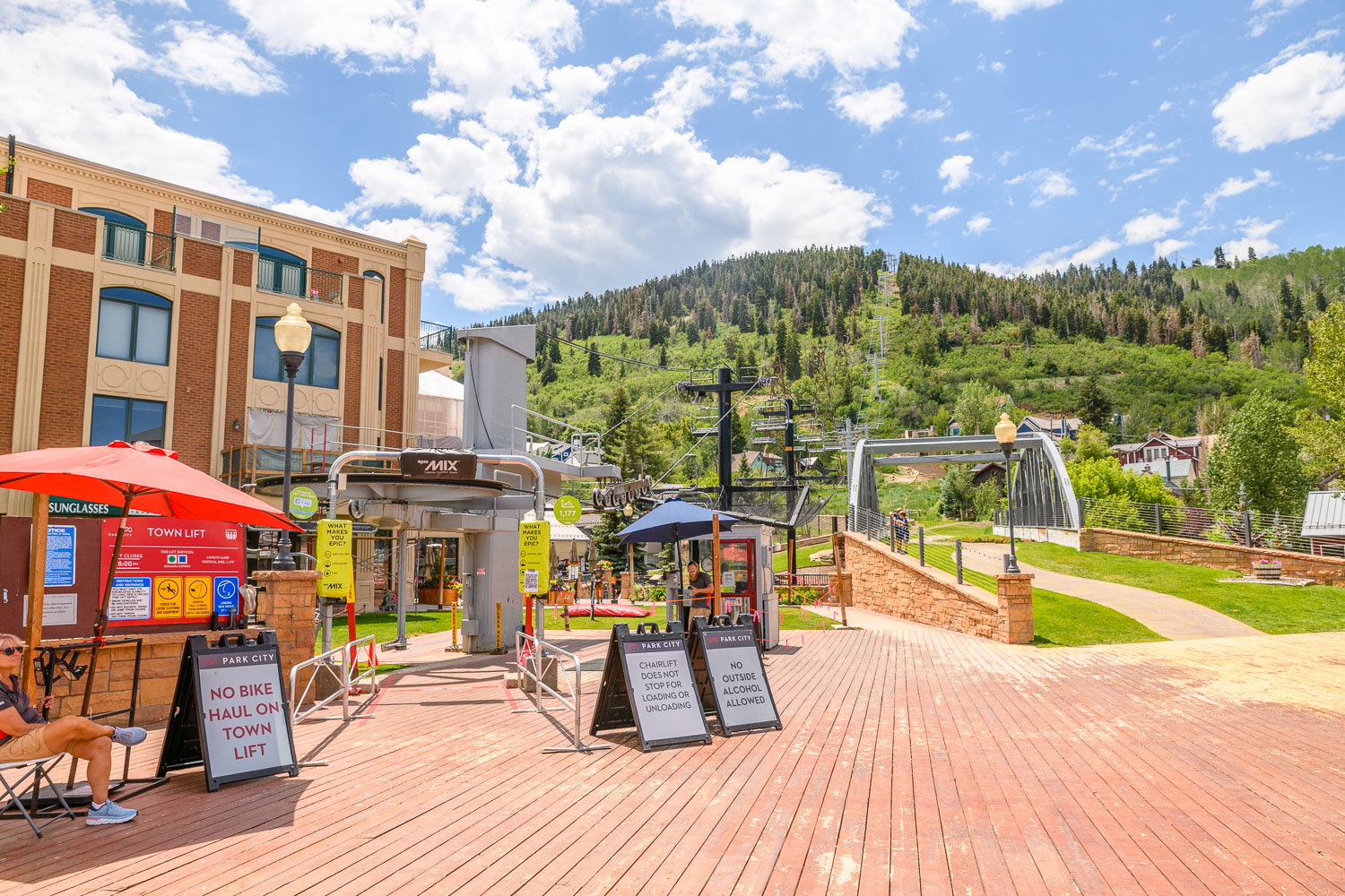 Town Lift