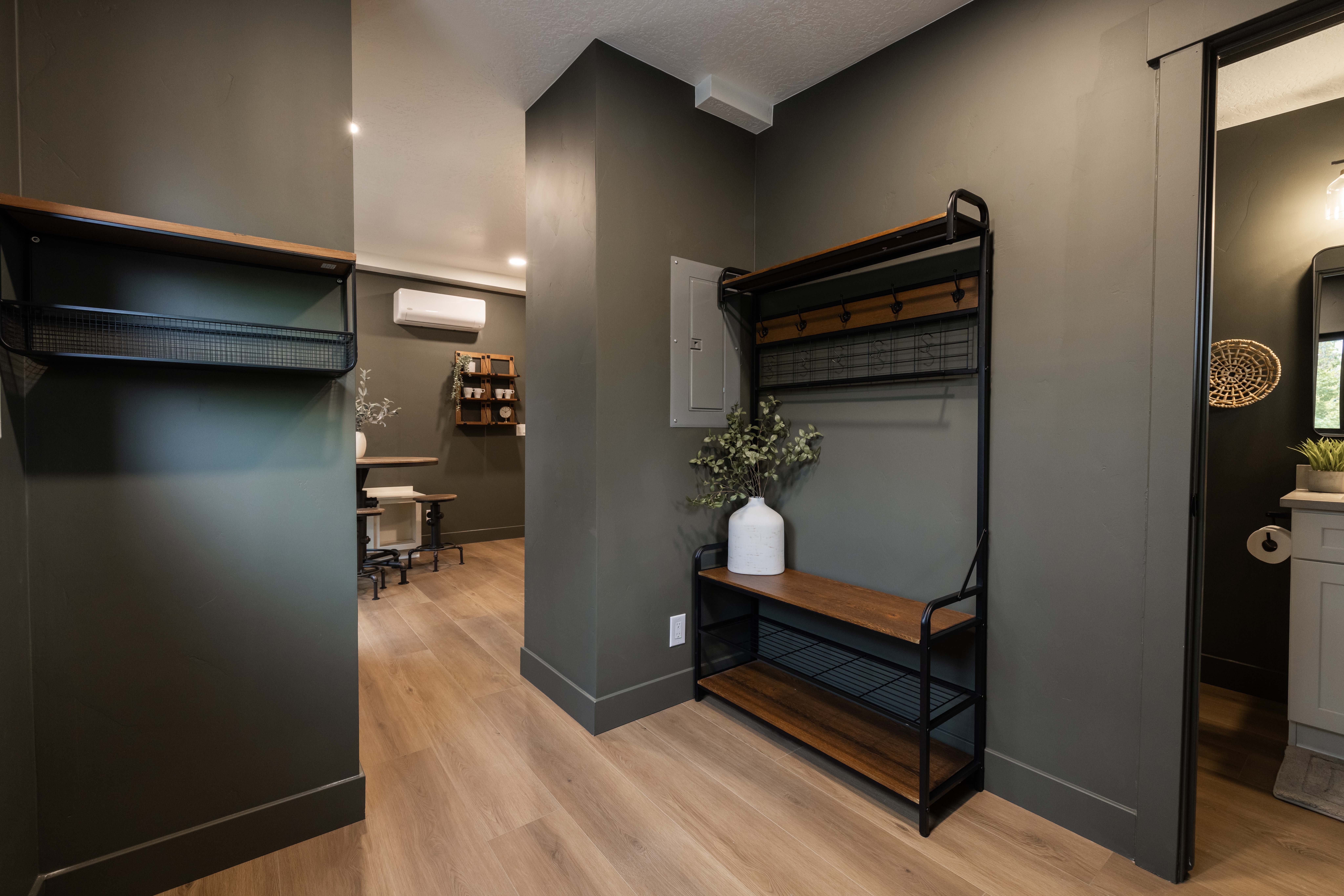 Apt. #4 Mud Room