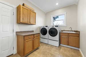 laundry room on level 1